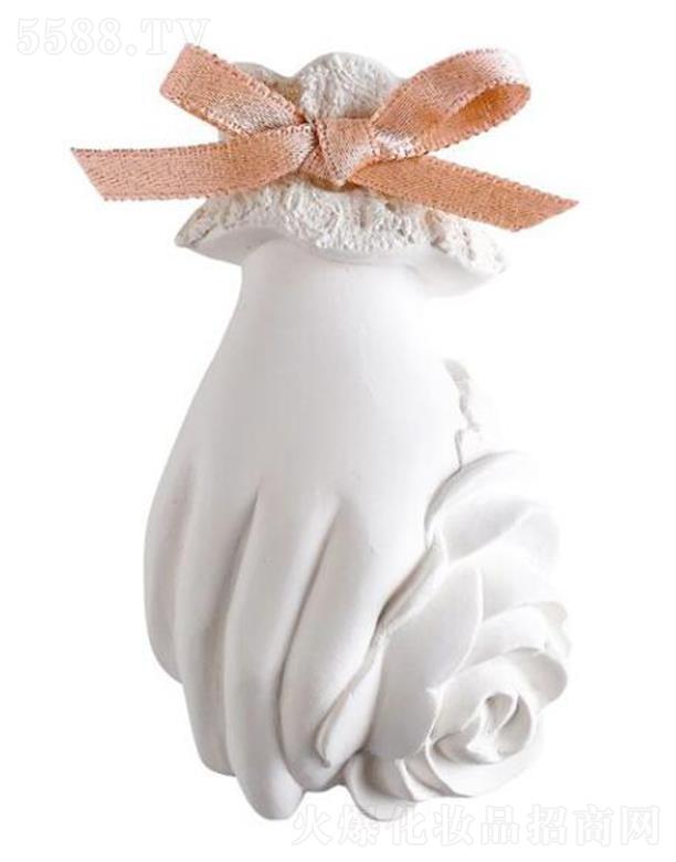 ������(�Ϻ�)Ʒ�ƹ����ɷ����޹�˾���Ϻ������� ��?sh��)۠��������������ʯ�?����ϣ��õ������