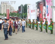 �𱬻��yƷ���̾W��������v��2011�Ϻ�CBE