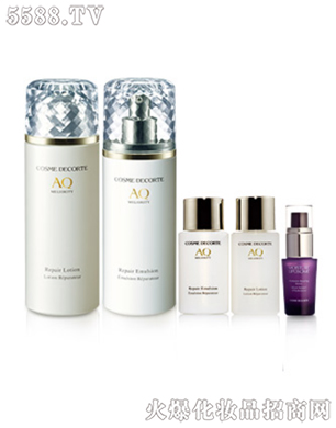 ����AQ���;����Һ���С����b