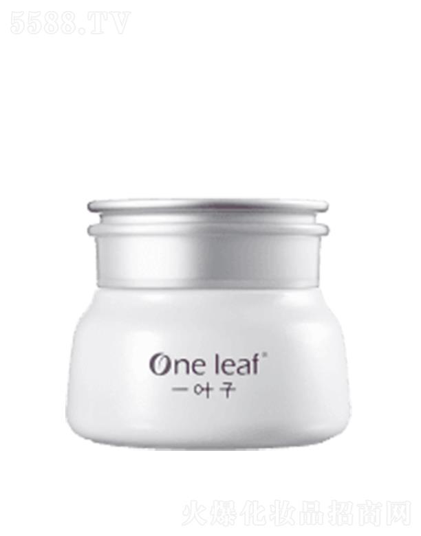 һ�~�Ӱ���¶�r���͸�����A˪