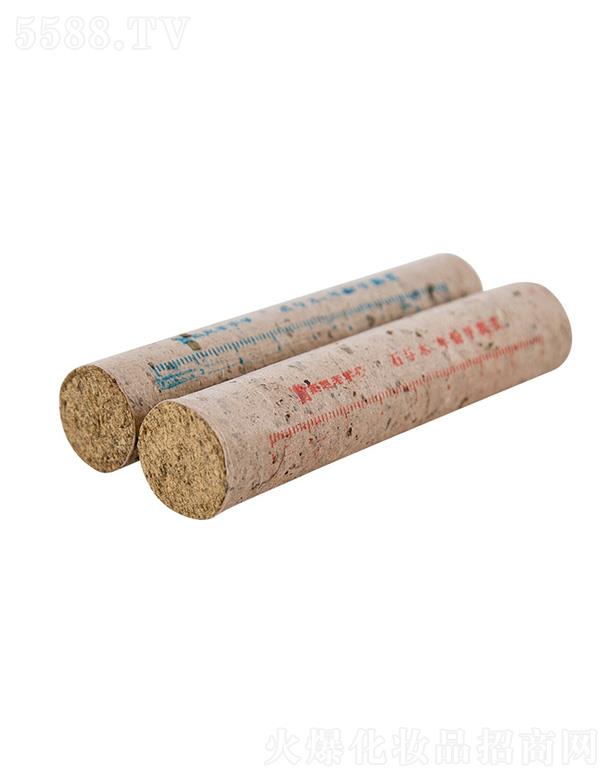 ʯ�cľ�ֹ����q���lֱ��3.0cm