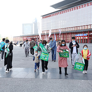 ���˵Ĉ�(ji��n)����͸¶�o�F����