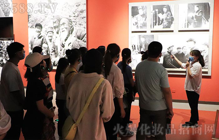 凝心聚力,奮力同行!紅旗渠2020拓展訓(xùn)練營(yíng),精彩落幕! 凝心聚力,奮力同行!紅旗渠2020拓展訓(xùn)練營(yíng),精彩落幕!