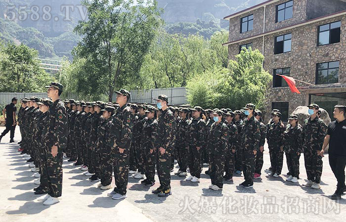 砥礪前行，沉淀自我