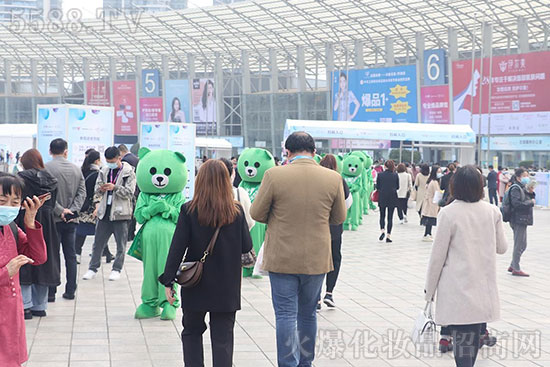 ����ʢ�����س���ۣ���44�óɶ����I(y��)���[��(hu��)ʢ���_Ļ