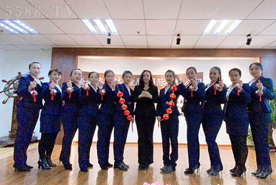 �V���w˹�_(d��)�����yȫ�w�T��ף���H���Ҹ���ؔ(c��i)�\(y��n)ԴԴ����