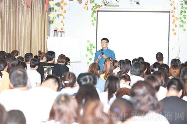 Ʒ�x�����½�(j��ng)������������������