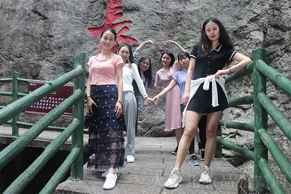 ���h�F�@�Ͼ�ɽ���y�������֮��