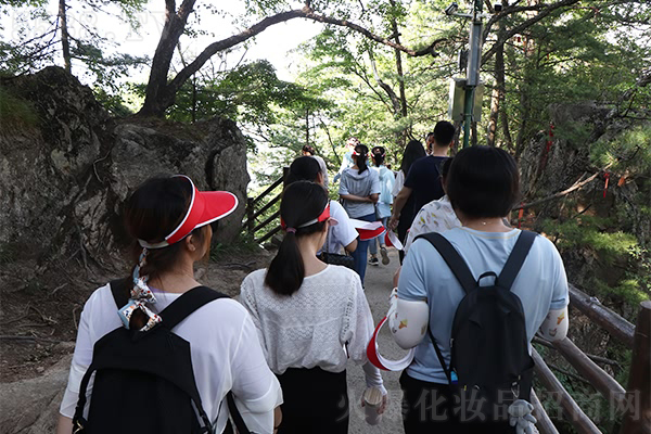 ������Ϣ���^����ֹ