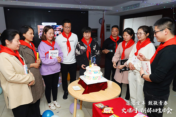 ��׷��ͯ�ꡤ�¾��ഺ���𱬾W(w��ng)4���f���Օ�(hu��)�A�M�e�k