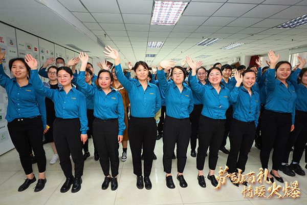 �ڄ��жY����ů�����𱬾W(w��ng)��T��������һ�ڄӹ�(ji��)����