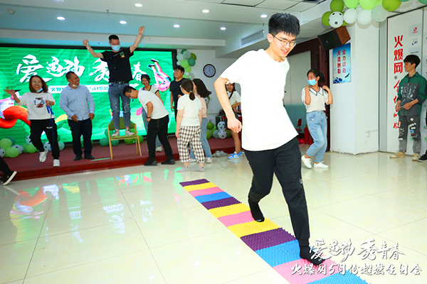 �𱬾W(w��ng)�����\(y��n)�����ഺ��5���\(y��n)�����Օ��A�M�e�k��