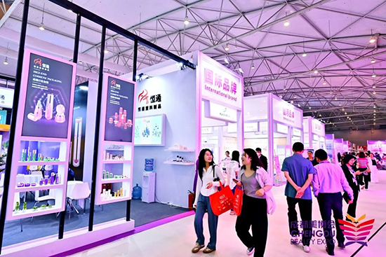 點燃破局與新生,成都美業(yè)博覽會引爆美業(yè) 點燃破局與新生,成都美業(yè)博覽會引爆美業(yè)