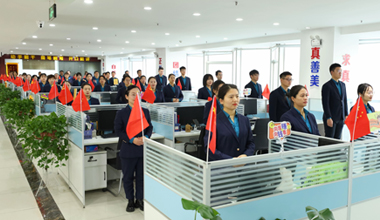 �𱬾W(w��ng)��Ӣ�F�