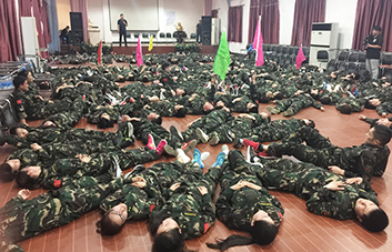 ���������ԗ�����Խ������