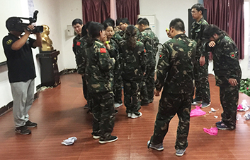 Ҫ��Ȅe�˃�(y��u)������Ҫ�����������κ��˵�Ŭ����